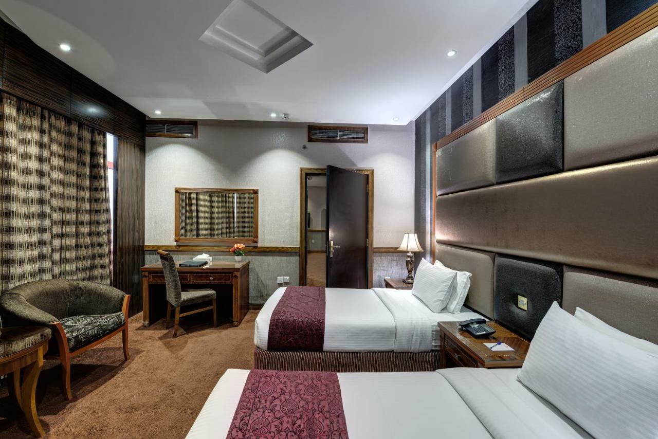 Delmon Palace Hotel Dubai Eksteriør billede