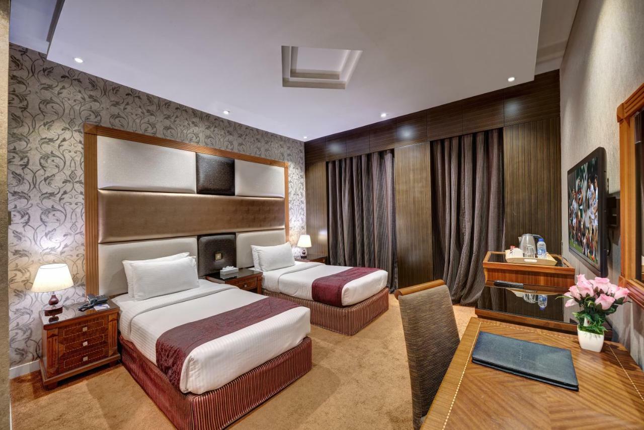 Delmon Palace Hotel Dubai Eksteriør billede