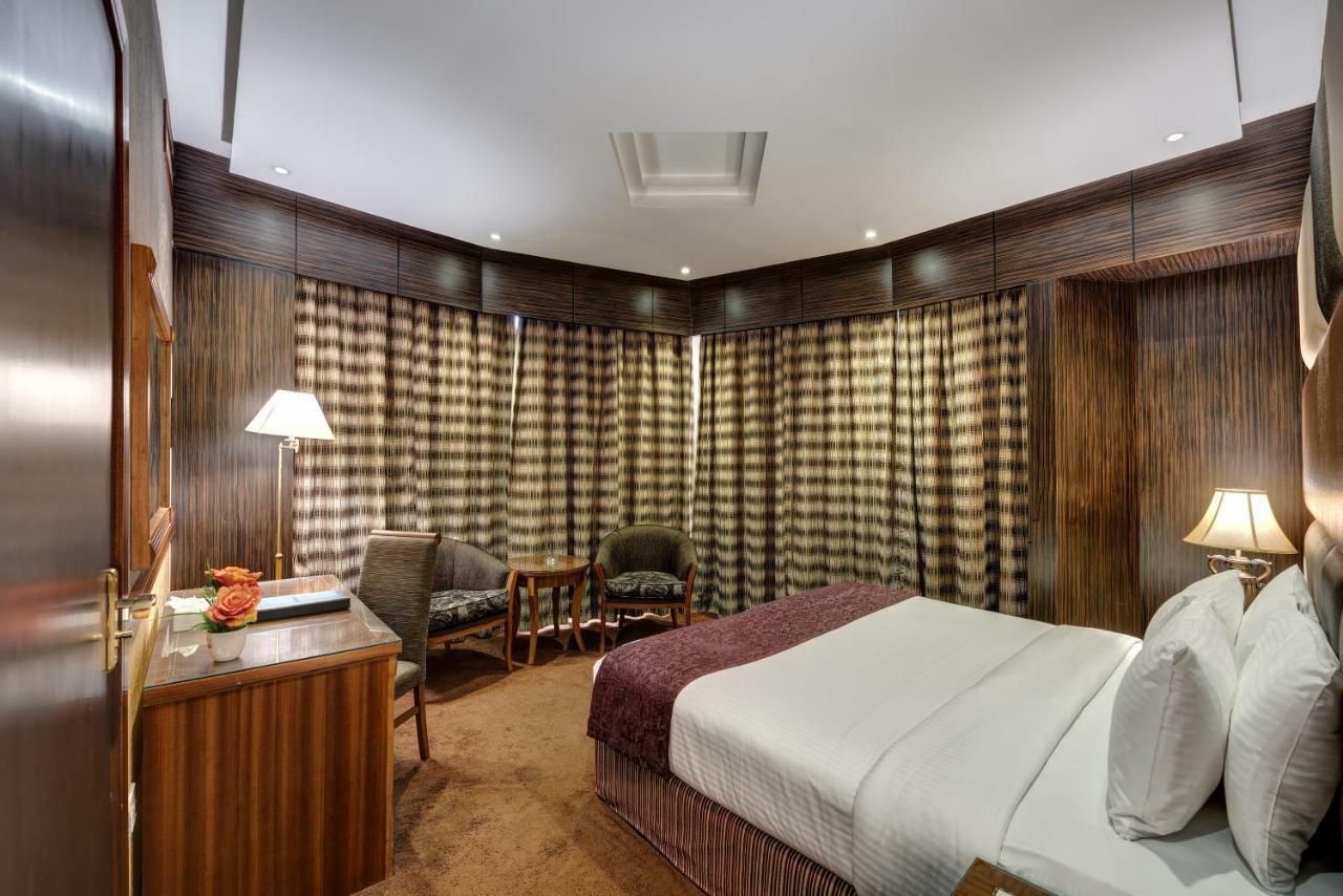 Delmon Palace Hotel Dubai Eksteriør billede