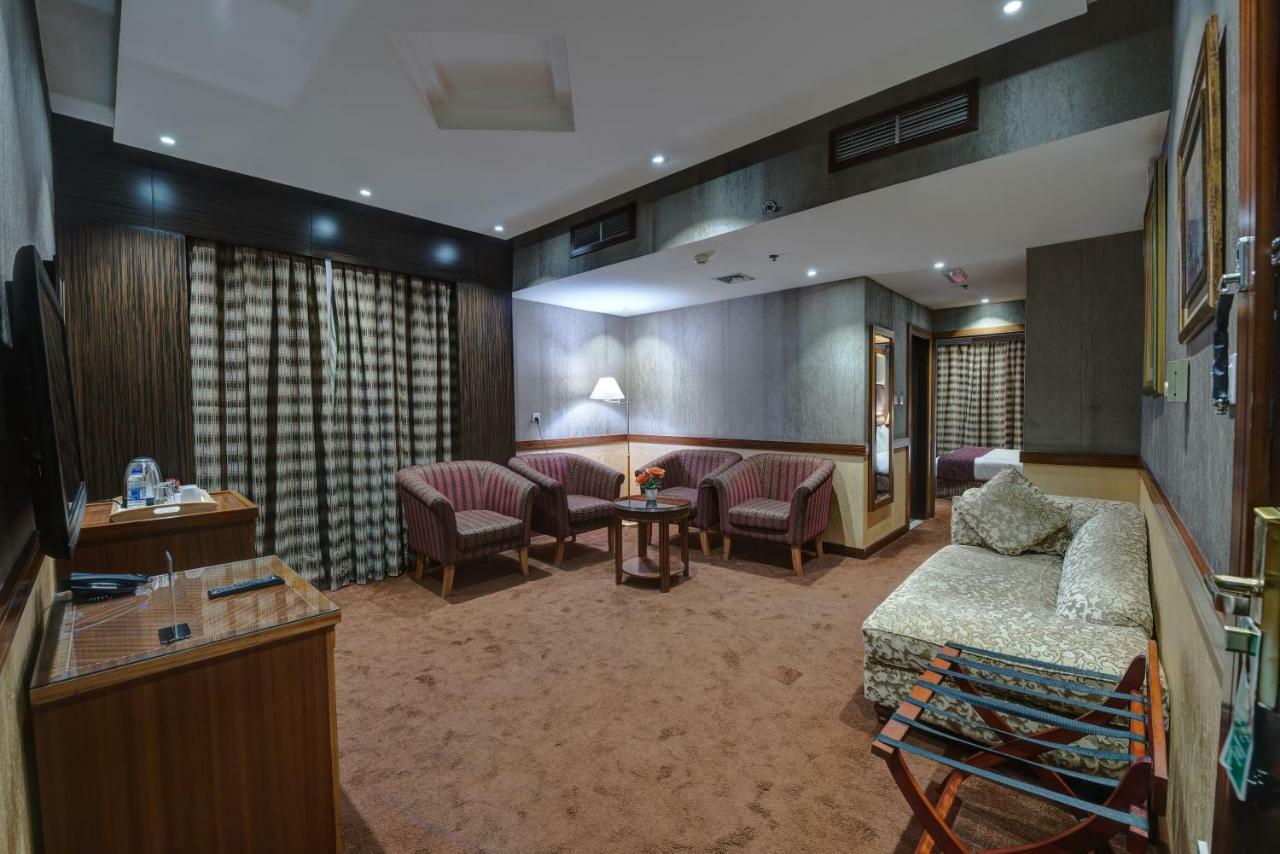 Delmon Palace Hotel Dubai Eksteriør billede